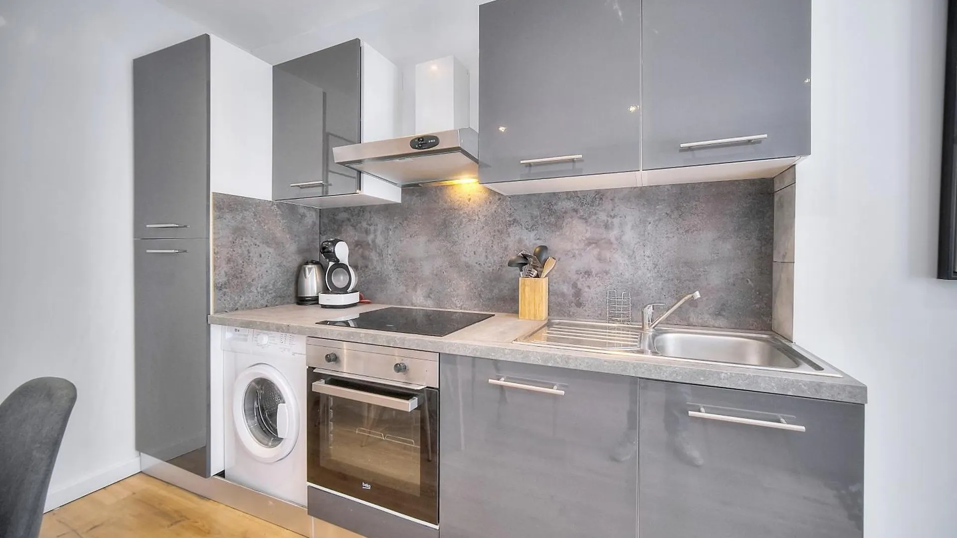 Appartement Le Erve-350M Plage-Wifi Clim-Vca Cannes